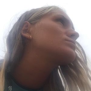 Meet your Posher, Maya